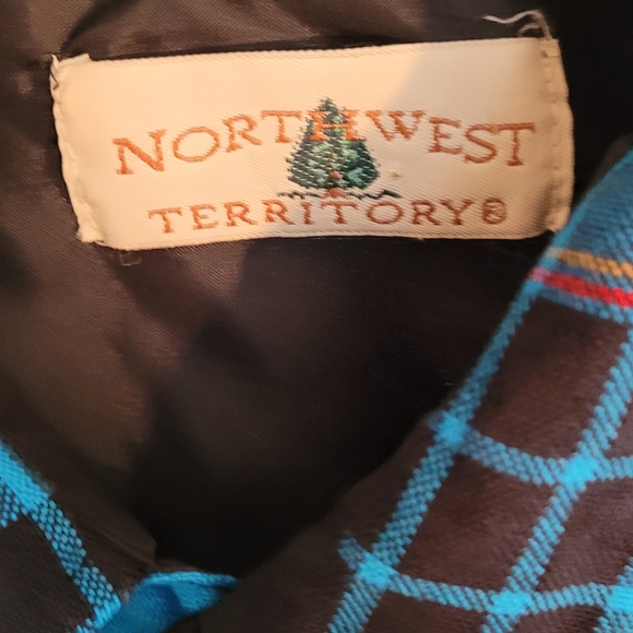 Vintage Northwest Territory Flannel Button-Up Long Sleeve Shirt - Picture 2 of 8